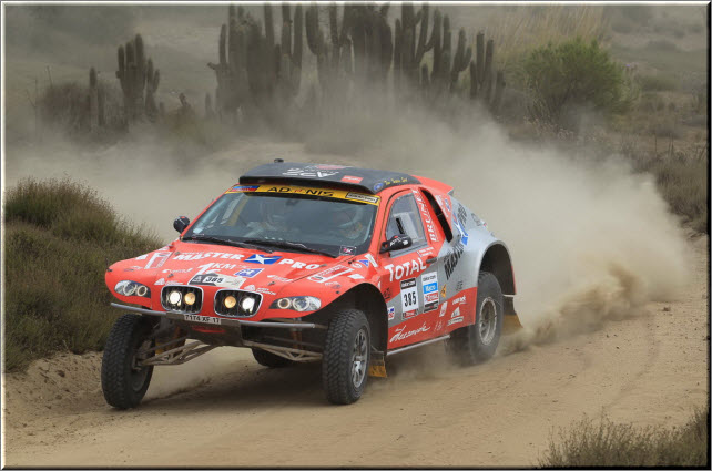 voiture du Dakar 2013 sponsorisée par BDR